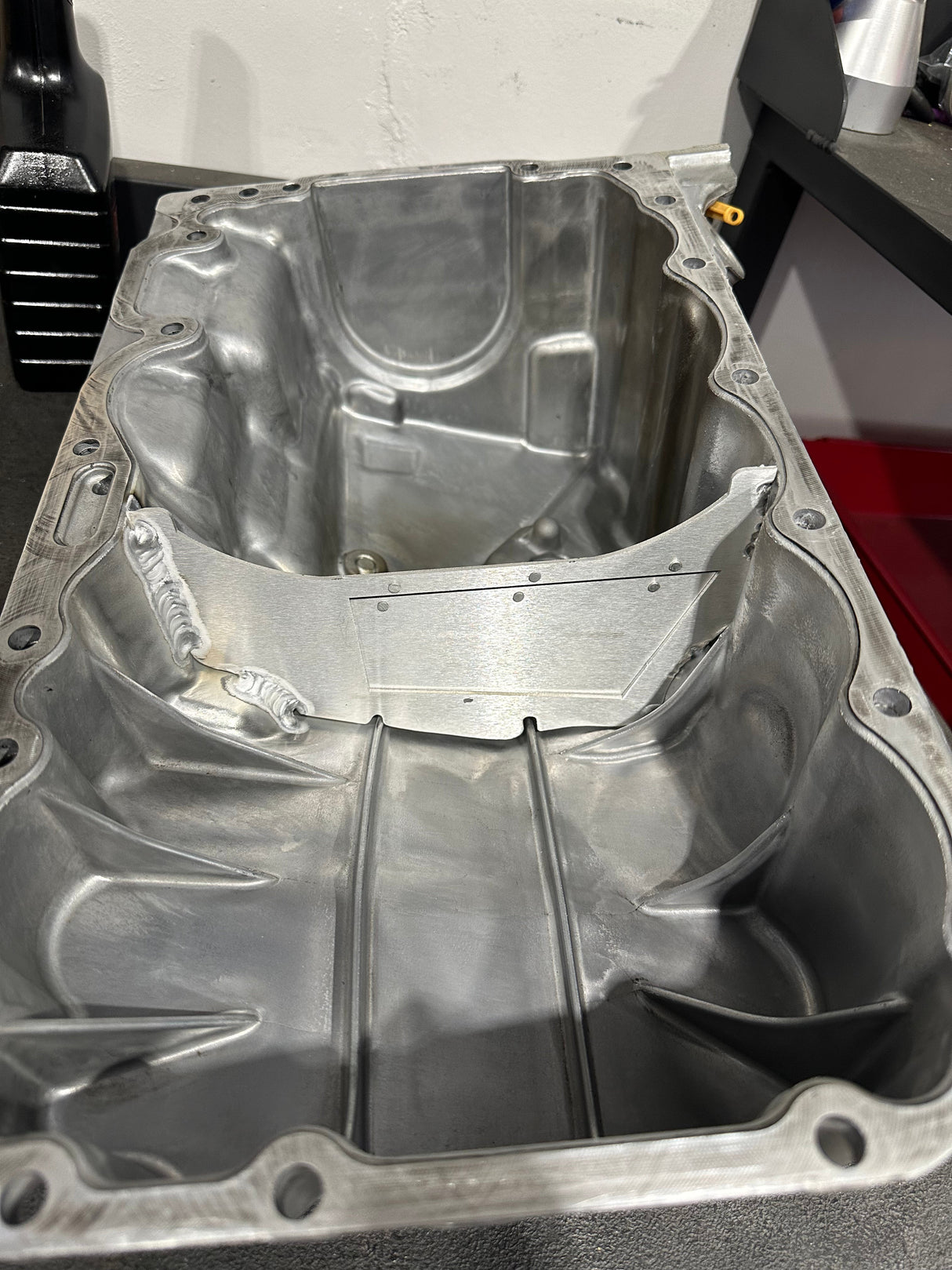 B48D Oil Pan Baffle (11138580122)