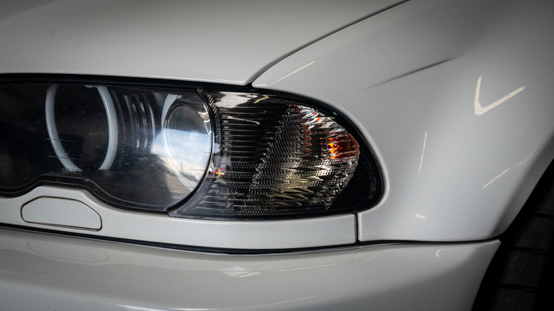 BMW E46 DEPO Smoked Corner Lights for 2002-2006 3 Series 2DR/M3 - 63136919649, 63136919650