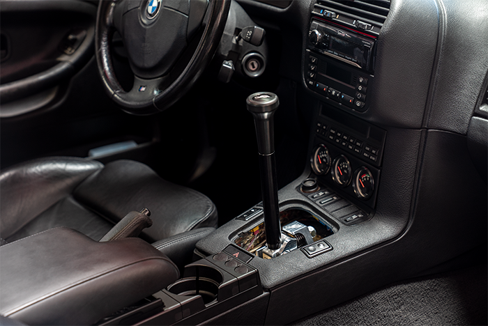 E36 "PRO" Self Centering Chassis Short Shifter-Solid mount shifter-Garagistic-Black Anodized-Medium-Delrin Vintage W/Emblem-Garagistic