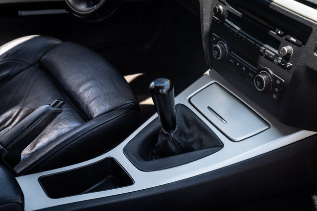 Bat Aluminum Shift Knob for BMW E21, E28, E30, E34, E36, E46-Shifter Accessories-grip-drift-Aluminum-Garagistic-bmw