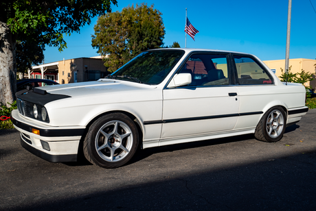 E30 "IS" Side Skirts - Pre-Painted - 51711947059, 51711947060, 51711947063, 51711947064-Exterior Body Parts-grip-drift-Alpine White 2-Garagistic-bmw