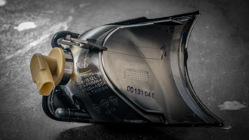 BMW E46 DEPO Smoked Corner Lights 3 Series 2DR/M3 - 63136919649, 63136919650-Exterior Lights-grip-drift-Garagistic-bmw