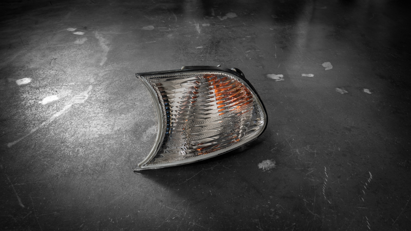 BMW E46 DEPO Euro Clear Corner Lights for 2000-2001 3 Series 2DR/M3 - 63126904299, 63126904300-Exterior Lights-grip-drift-Garagistic-bmw