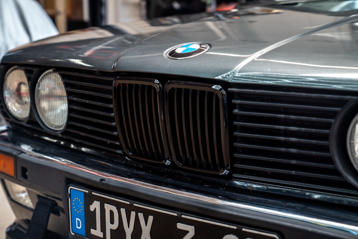 E30 Gloss Black Kidney Grill - Aftermarket Replacement (51131945877)-Exterior Body Parts-grip-drift-Garagistic-bmw