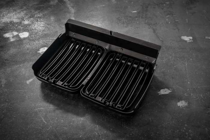 E30 Gloss Black Kidney Grill - Aftermarket Replacement (51131945877)-Exterior Body Parts-grip-drift-Garagistic-bmw