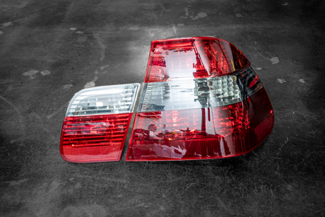 BMW E46 Sedan DEPO Smoked Red/Clear Tail Lights - 63216946533, 63216946534, 63216907945, 63216907946-Exterior Lights-grip-drift-Garagistic-bmw