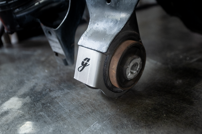 E46 Rear Subframe Diff Mount E46 (Non-M) Rear Diff Mount Reinforcement Kit - 325, 328, 330 – Garagistic