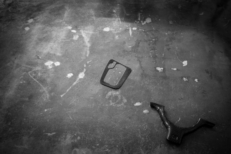 BMW E46 Carbon Fiber Automatic Transmission Trim-Interior Parts-grip-drift-No - Don't Add Matching Carbon Dash Trim-Yes - Add Carbon Steering Wheel Trim-No - Don't Add Carbon Door Trim?-Garagistic-bmw