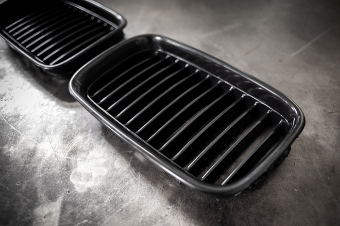 E36 (92-95) Matte Black Kidney Grille Set - 51138122237, 51138122238