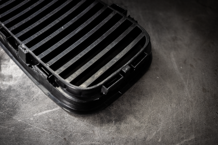 E36 (92-95) Matte Black Kidney Grille Set - 51138122237, 51138122238