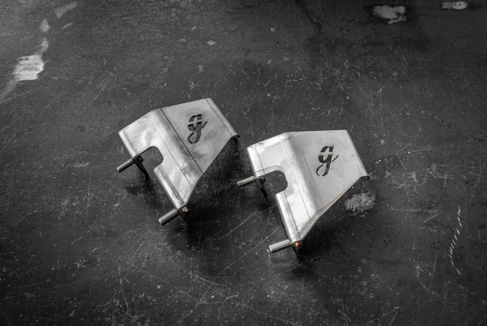 BMW E30 Euro Rear Bumper Brackets - 318, 320, 325 - 51121916597-Exterior Body Parts-grip-drift-Garagistic-bmw