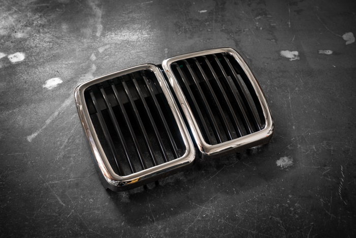 E30 Chrome Kidney Grill - Aftermarket Replacement (51131945877)