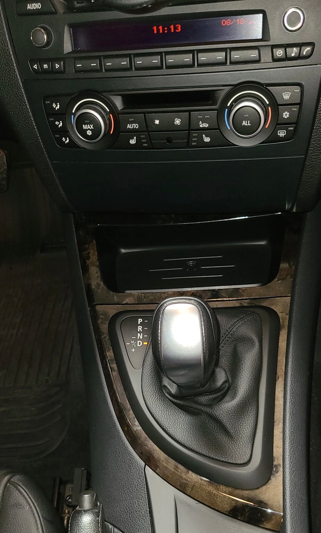 BMW E8X 1 SERIES Wireless Charger - E82