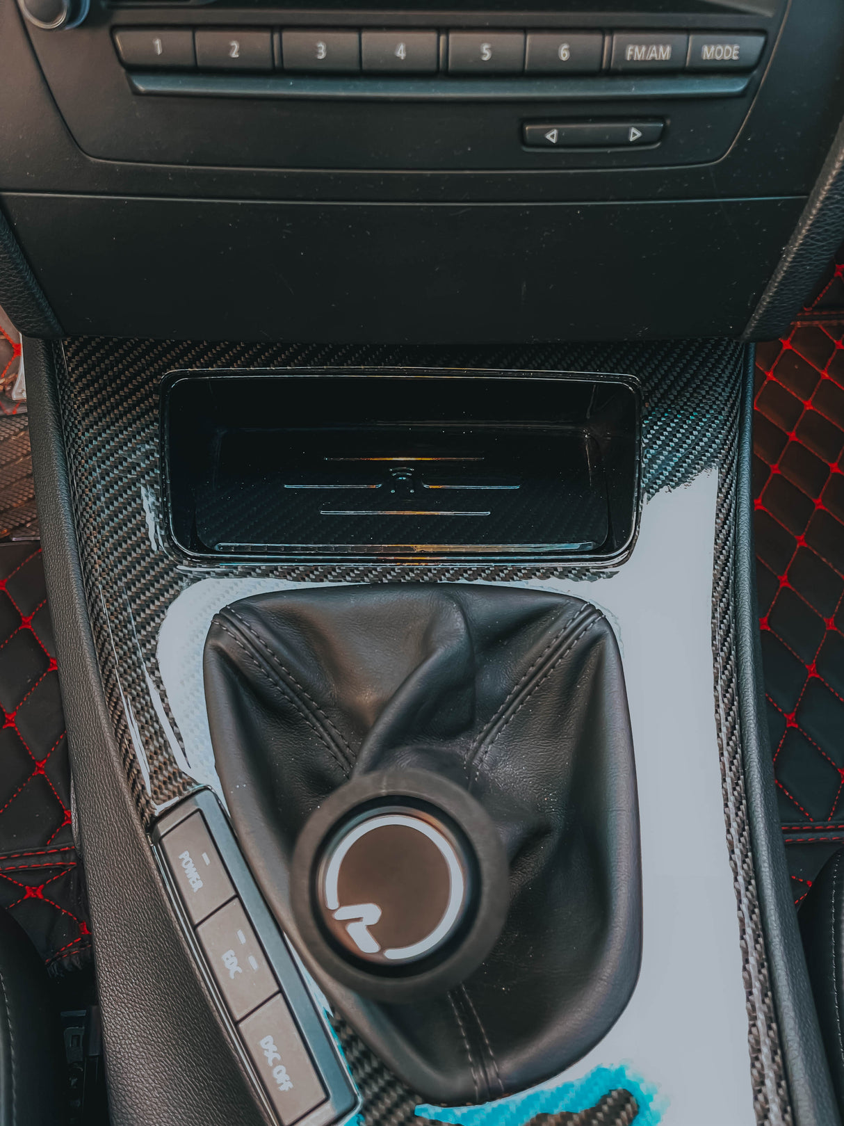 BMW E9X 3 SERIES Wireless Charger - E92