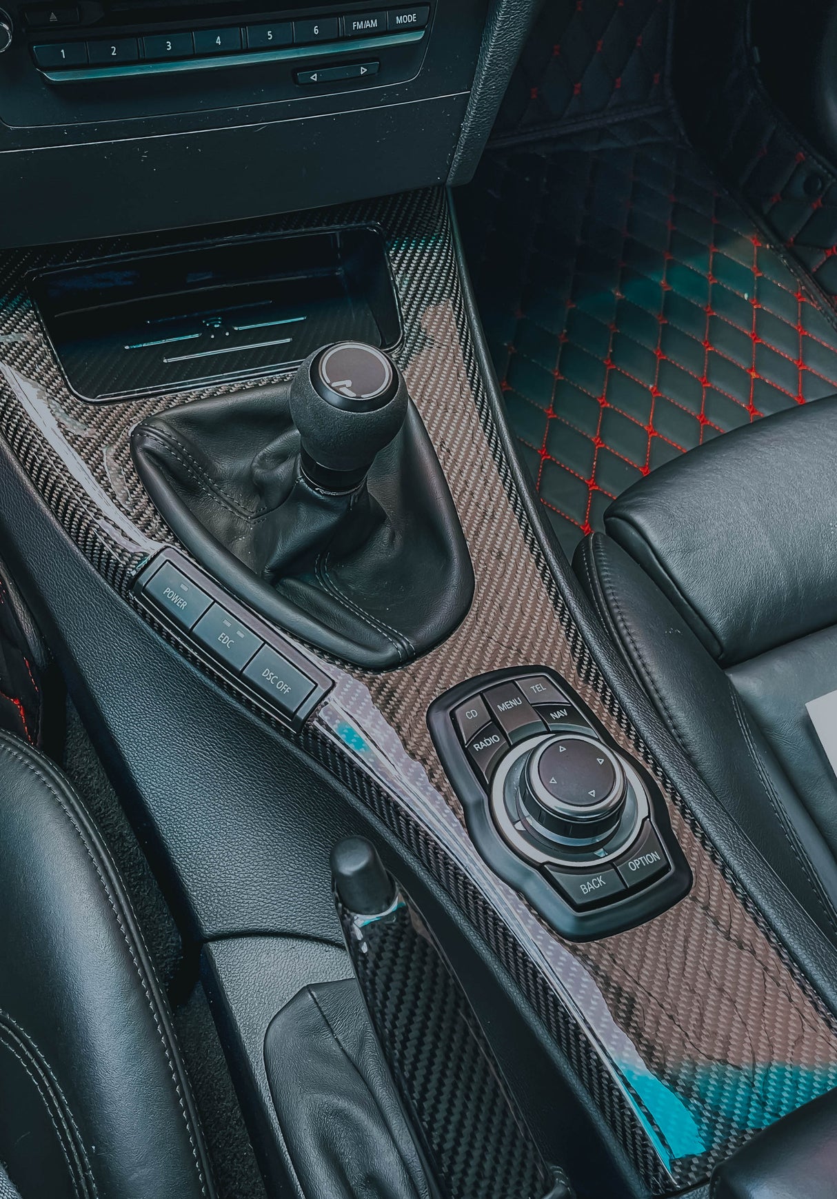 BMW E9X 3 SERIES Wireless Charger - E92