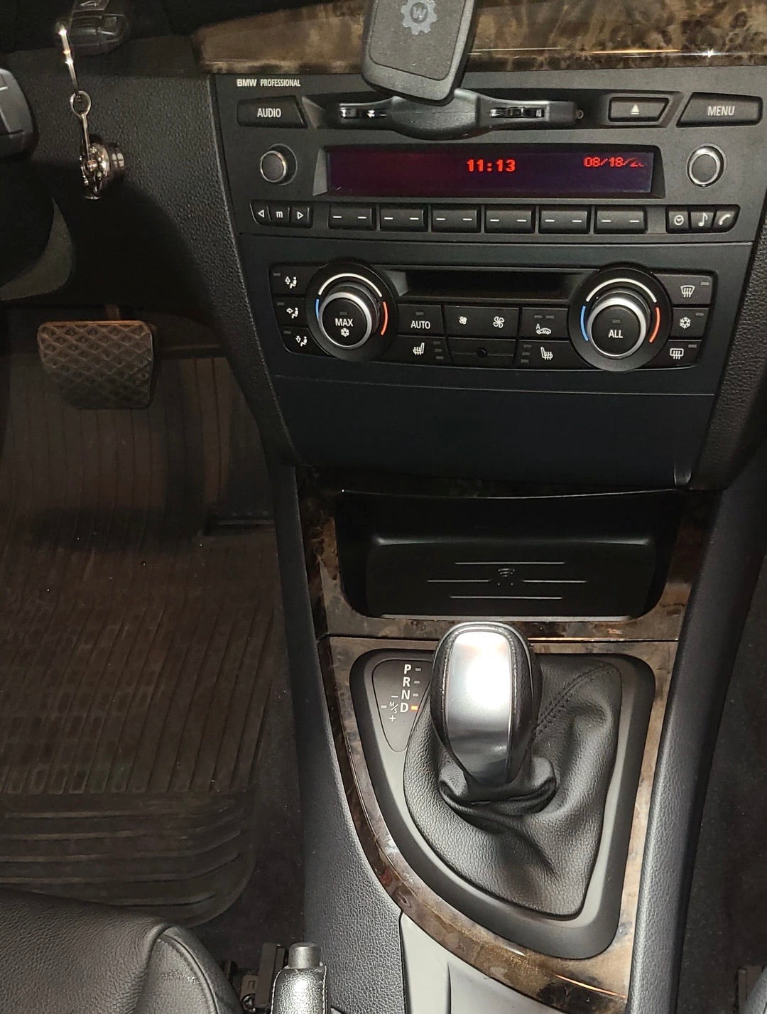BMW E8X 1 SERIES Wireless Charger - E82