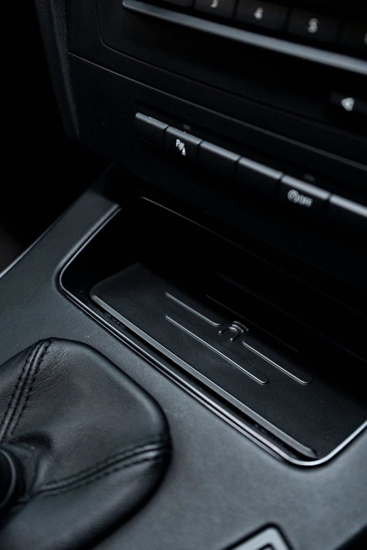 BMW E9X 3 SERIES Wireless Charger - E92
