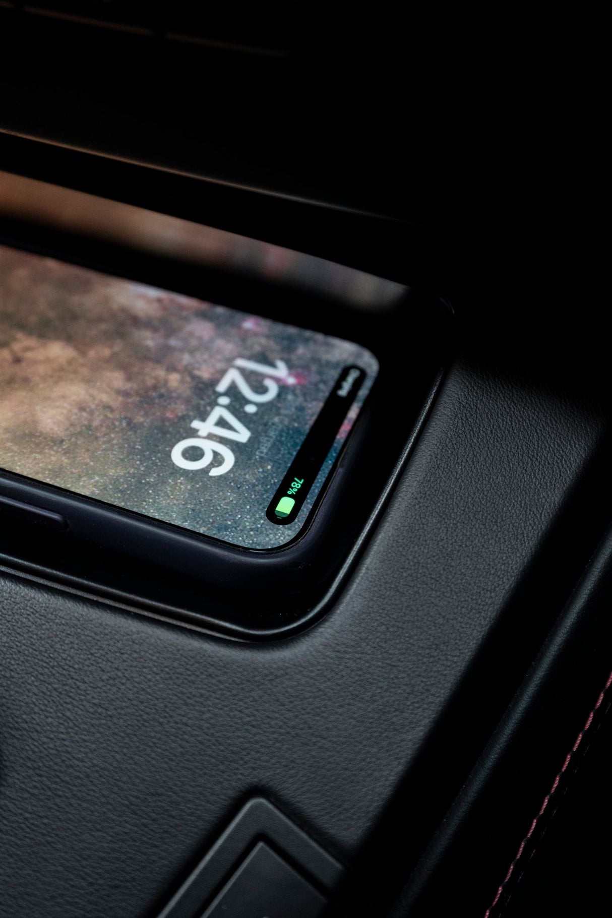 BMW E9X 3 SERIES Wireless Charger - E92